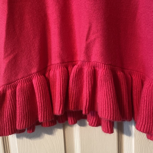 Women scoop neck sweater. Very soft. - Picture 2 of 4